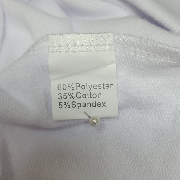 Women's White Long Sleeve Graphic Pullover Hoodie - "Yes, I'm Cold"  - NWOT - Picture 7 of 8